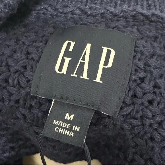 Gap Textured Sweater - Picture 7 of 7